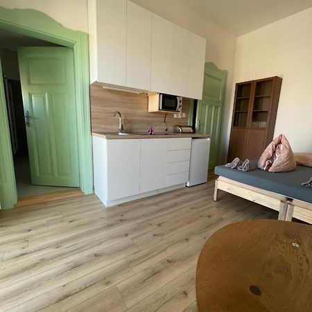Garsoniera Ostrava City Centr, Na Hradbach 118 ภายนอก รูปภาพ