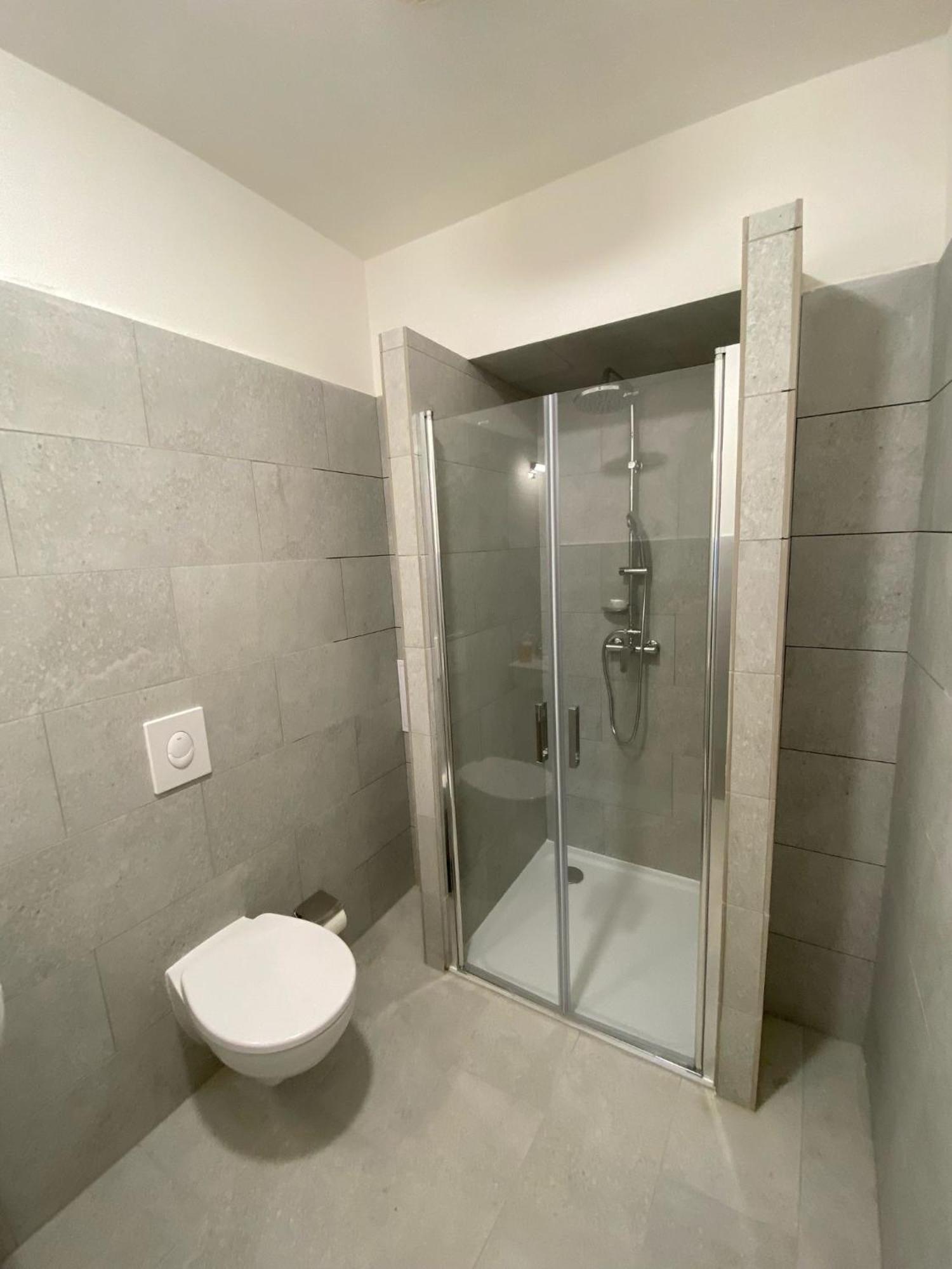Garsoniera Ostrava City Centr, Na Hradbach 118 ภายนอก รูปภาพ